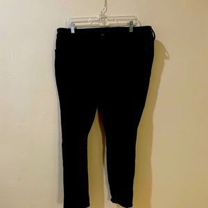 Old Navy black Rockstar Skinny Jeans
